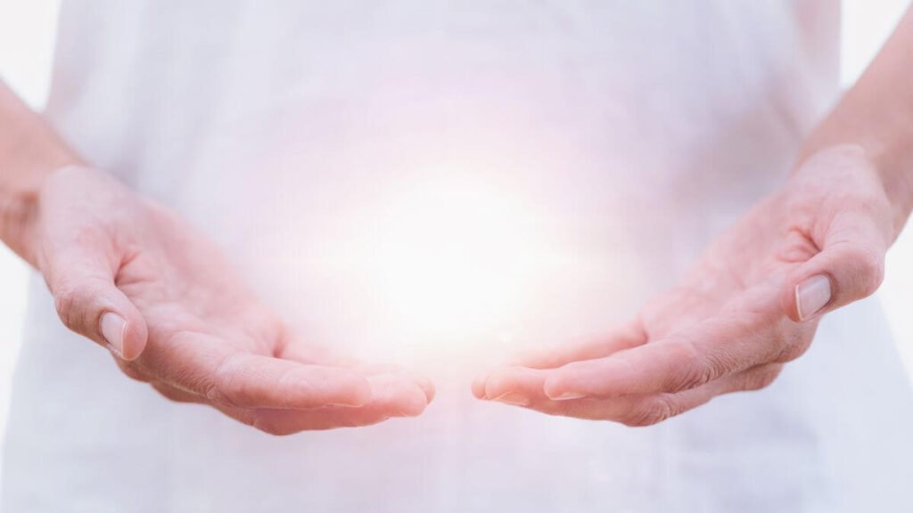 Ciência e Energia de Cura: Pontes Entre Mundos